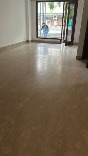3 BHK Builder Floor For Rent in Kalkaji
