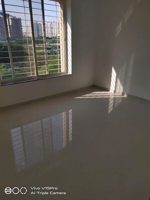 Room in 3 BHK Apartment at AG Imperial Towers, Kondhwa – for Rent