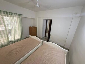 Bedroom in 1 BHK Apartment at Nibm – for Rent