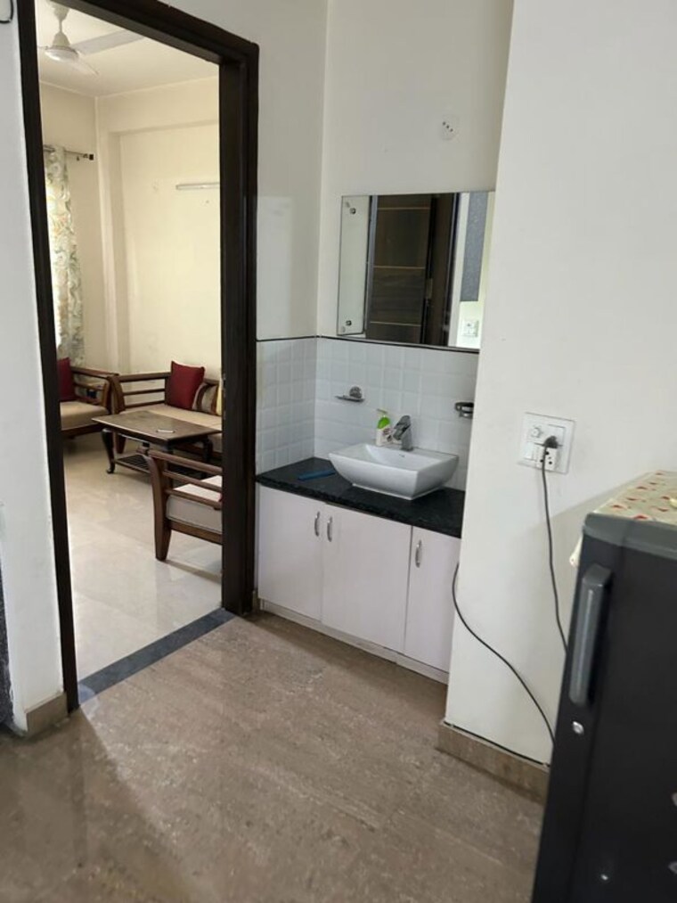 Bathroom, dlf phase i 2 Bedroom 2832 Sq.Ft. Builder Floor In Dlf Phase I Gurgaon 10628819