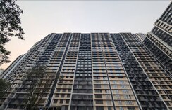 4 BHK + Servant Room,Study Room Apartment For Sale in Adani Ten BKC