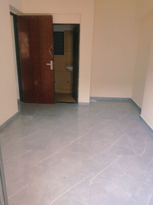 Room in 1 BHK Apartment at Aakash Tower, Nalasopara West – for Sale