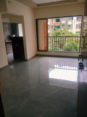 Room in 1 BHK Apartment at Aakash Tower, Nalasopara West – for Sale