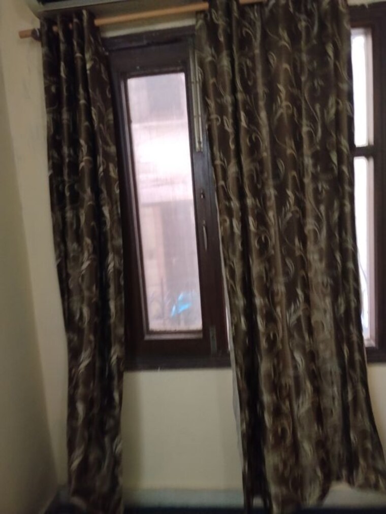 undefined, nizamuddin east 3 Bedroom 1800 Sq.Ft. Builder Floor In Nizamuddin East Delhi 10628844