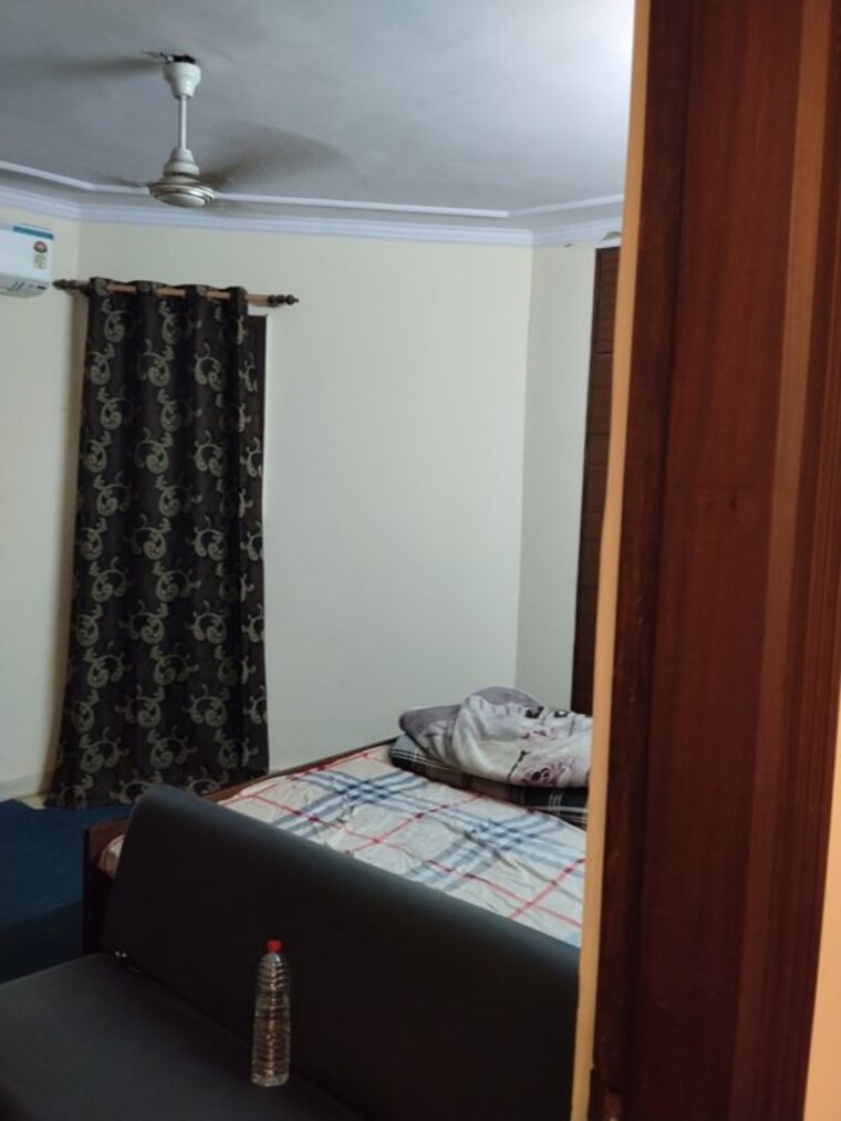 Bedroom, nizamuddin east 3 Bedroom 1800 Sq.Ft. Builder Floor In Nizamuddin East Delhi 10628844