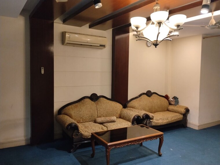 Living Room, nizamuddin east 3 Bedroom 1800 Sq.Ft. Builder Floor In Nizamuddin East Delhi 10628844