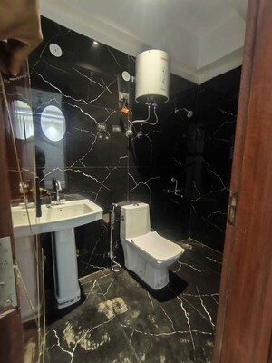 Team Area in 2 BHK Builder Floor at Chattarpur – for Rent