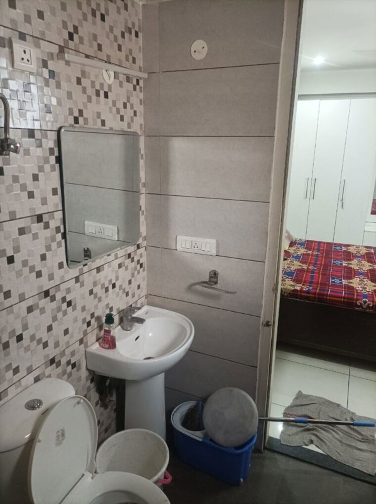 Bathroom, aerocity 2 Bedroom 1800 Sq.Ft. Independent House In Aerocity Mohali 10628862