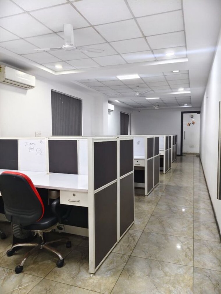 Kitchen, sector 63 Commercial Office Space 2000 Sq.Ft. In Sector 63 Noida 10628219