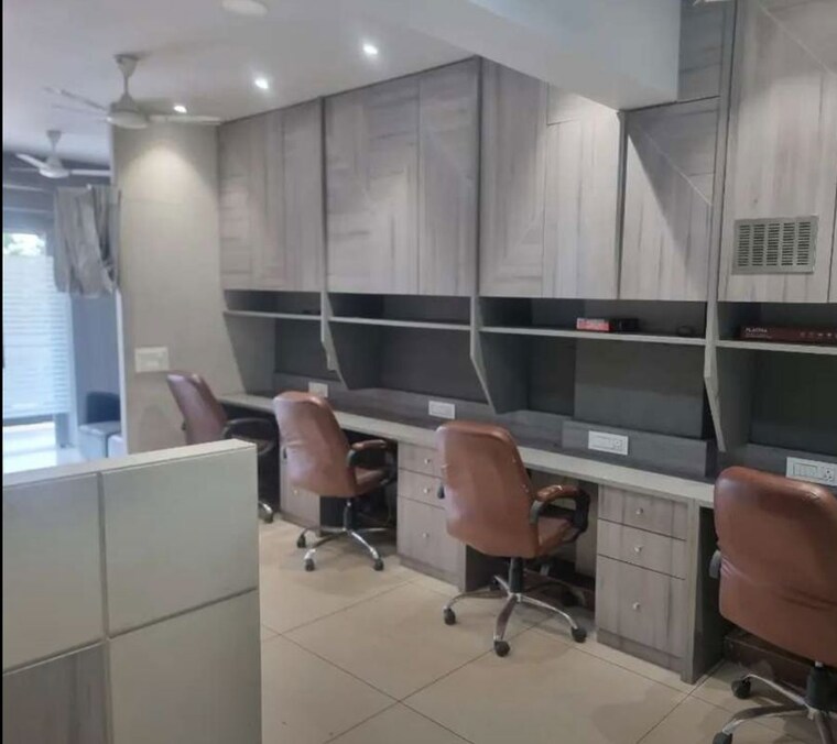Team Area, ranibagan Commercial Office Space 1000 Sq.Ft. In Ranibagan Ranchi 10628910