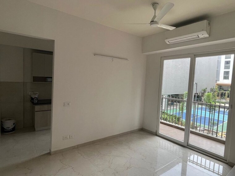 Room, smart-world-orchard 2.5 Bedroom 2836 Sq.Ft. Apartment In Sector 61 Gurgaon 10628937