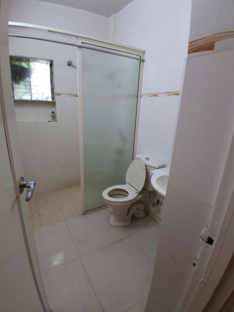 Bathroom, clover-village-villa 3 Bedroom 2315 Sq.Ft. Villa In Wanwadi Pune 10628934