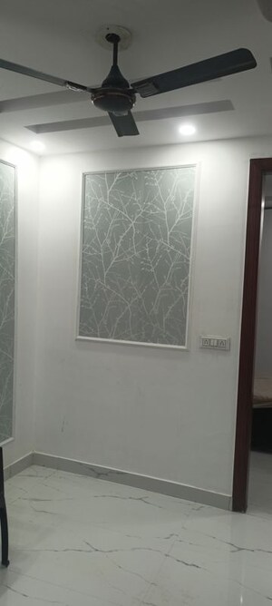 Room in 2 BHK Builder Floor at Uttam Nagar – for Sale