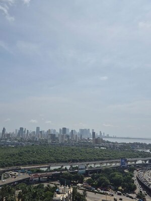 Plot Area in 4 BHK Apartment at Bandra Kurla Complex – for Sale