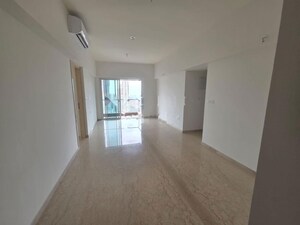 Room in 1 BHK Apartment at Mahindra Alcove, Chandivali – for Rent