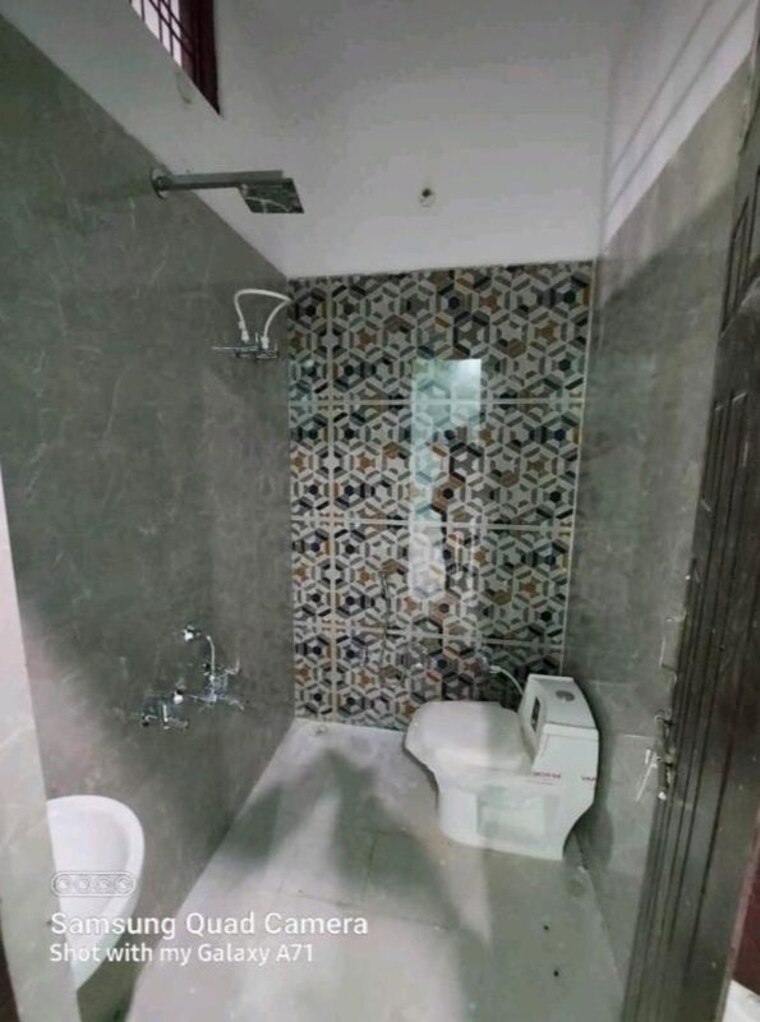 Bathroom, kanpur road 3 Bedroom 1000 Sq.Ft. Independent House In Kanpur Road Lucknow 10628988