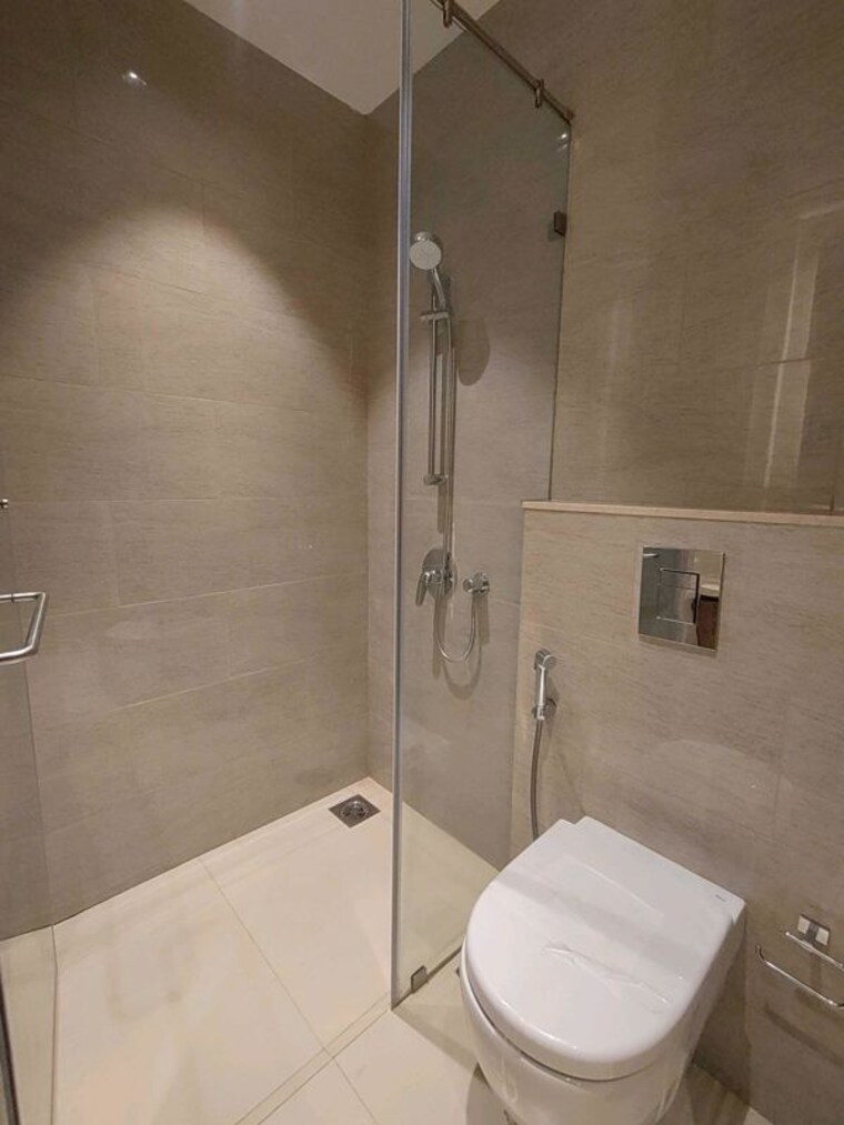Bathroom, bandra kurla complex 2 Bedroom 809 Sq.Ft. Apartment In Bandra Kurla Complex Mumbai 10629017