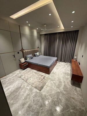 Bedroom in 4 BHK Builder Floor at Sector 56 – for Rent