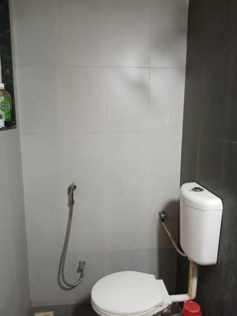 Bathroom, shubh-skypoint 1 Bedroom 550 Sq.Ft. Apartment In Mundhwa Pune 10629024