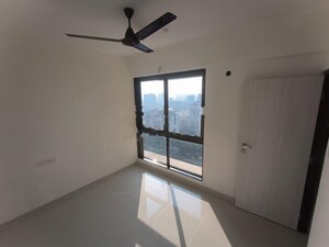 Room in 3 BHK Apartment at Marathon Monte South, Byculla West – for Rent