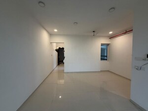 Furnished Amenities in 3 BHK Apartment at Kalpataru Magnus, Bandra East – for Rent