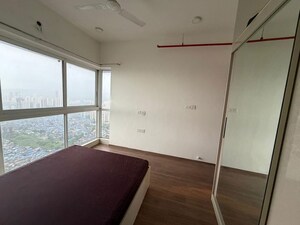 Furnished Amenities in 3 BHK Apartment at Kalpataru Magnus, Bandra East – for Rent