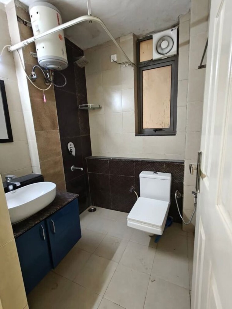 Team Area, unitech-uniworld-gardens 2 Bedroom 2846 Sq.Ft. Apartment In Sector 47 Gurgaon 10629100