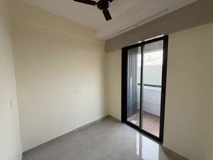 Bedroom in 3 BHK Apartment at Pawar Nagar – for Rent