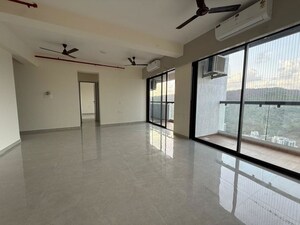 Living Room in 3 BHK Apartment at Pawar Nagar – for Rent