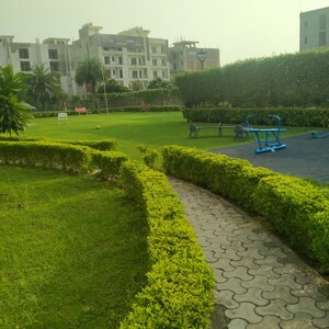 3 BHK Builder Floor – Garden View at Emaar Emerald Floors Premier, Sector 65 - for Sale
