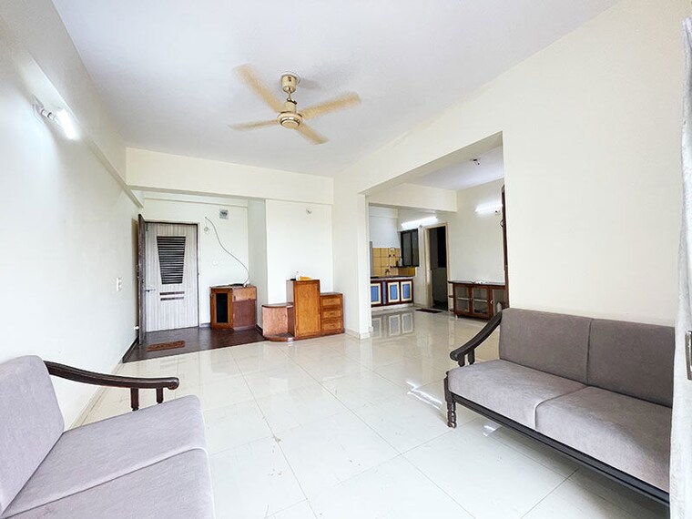 Living Room, vasna 2 Bedroom 124 Sq.Yd. Apartment In Vasna Ahmedabad 10629147