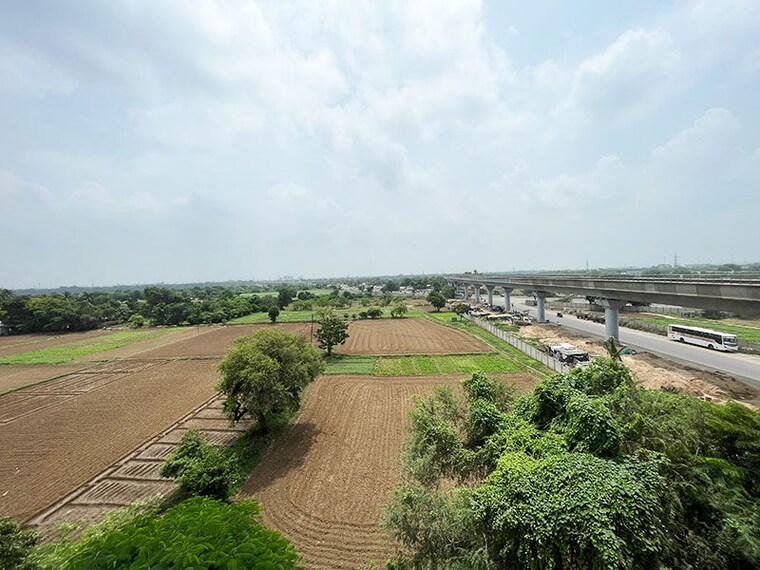 undefined, vasna 2 Bedroom 124 Sq.Yd. Apartment In Vasna Ahmedabad 10629147