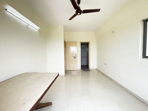 Room in 2 BHK Apartment at Vasna – for Sale