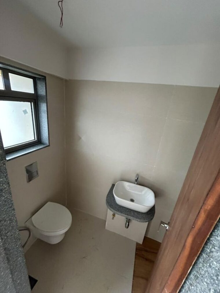 Bathroom, sheth-avante 2 Bedroom 800 Sq.Ft. Apartment In Kanjurmarg West Mumbai 10629157