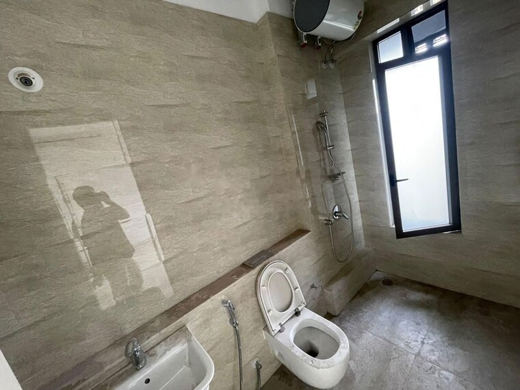 Bathroom, adani-ten-bkc 3.5 Bedroom 1925 Sq.Ft. Apartment In Bandra East Mumbai 10629164