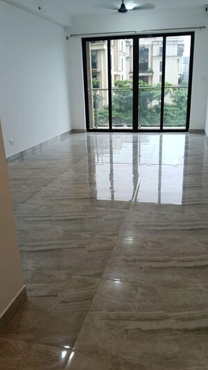 Room in 3 BHK Apartment at Risland The Icon, Dhokali – for Rent