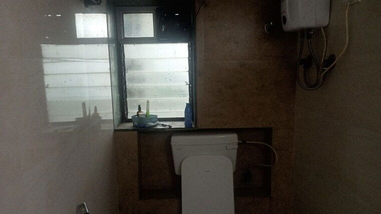 Bathroom, nirlon-family-chs 2 Bedroom 661 Sq.Ft. Apartment In Malad West Mumbai 10629177