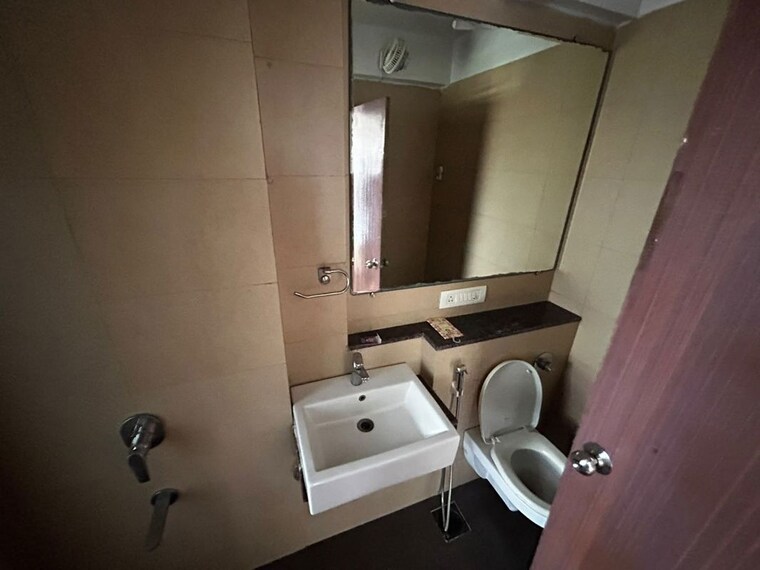 Bathroom, 127-raj-homes 1 Bedroom 452 Sq.Ft. Apartment In Mira Road East Thane 10629162
