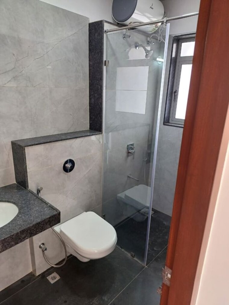 Bathroom, amanora-ascent-towers 3.5 Bedroom 1280 Sq.Ft. Apartment In Hadapsar Pune 10629251