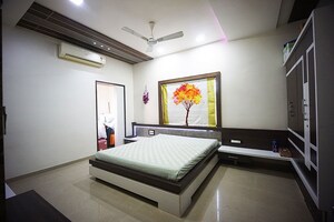 Bedroom in 4 BHK Independent House at Motera – for Sale