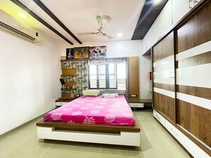 Bedroom in 4 BHK Independent House at Motera – for Sale
