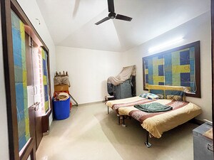 Bedroom in 4 BHK Independent House at Motera – for Sale