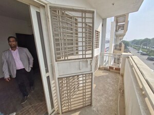 Staircase in 3 BHK Builder Floor at BPTP Park Elite Floors, Sector 85 – for Rent