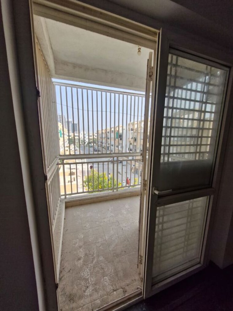 Balcony, bptp-park-elite-floors 3 Bedroom 250 Sq.Ft. Builder Floor In Sector 85 Faridabad 10629302