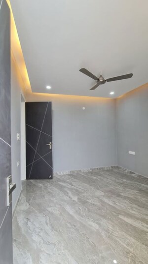 Furnished Amenities in 1 BHK Apartment at Mehrauli – for Rent