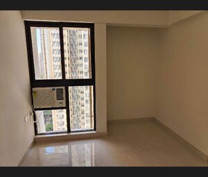 Room in 2 BHK Apartment at Lodha Crown Quality Homes, Majiwada – for Rent