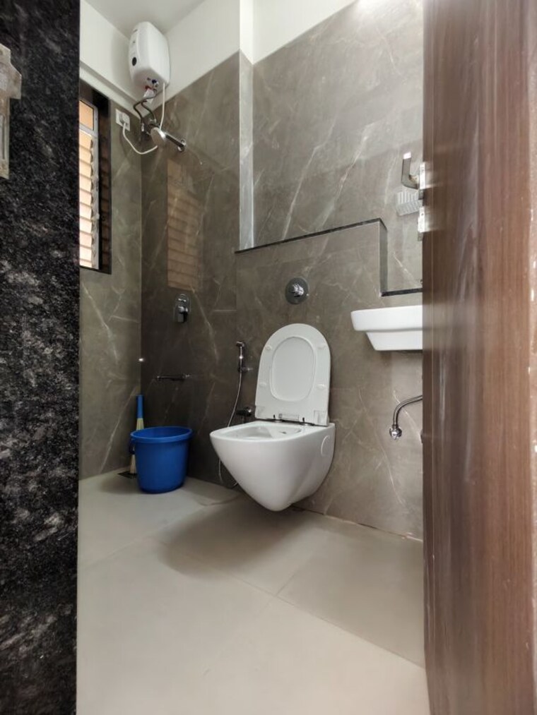 Bathroom, empire-meghna 2 Bedroom 609 Sq.Ft. Apartment In Borivali West Mumbai 10629405