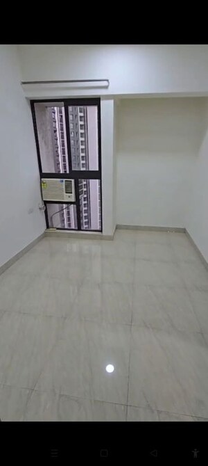 2 BHK Apartment For Rent in Lodha Crown Quality Homes, Majiwada