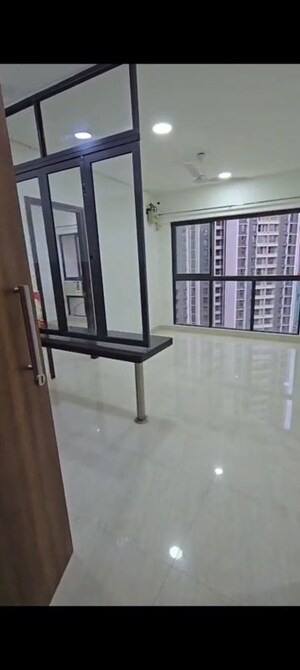 Room in 2 BHK Apartment at Lodha Crown Quality Homes, Majiwada – for Rent