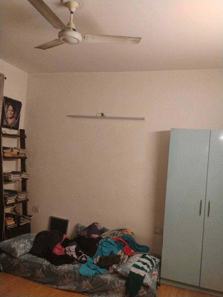 Bedroom, sector 22 2 Bedroom 1200 Sq.Ft. Builder Floor In Sector 22 Gurgaon 10629451